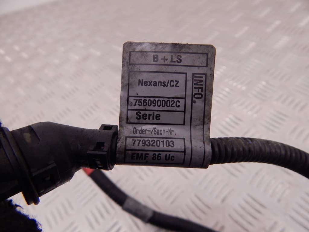 Провод стартера к BMW X5 E70 (06-10)