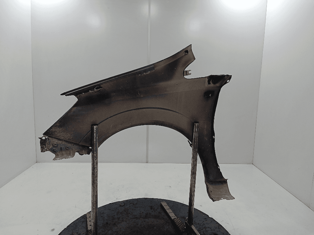 Крыло переднее правое к Opel Zafira B (05-10)