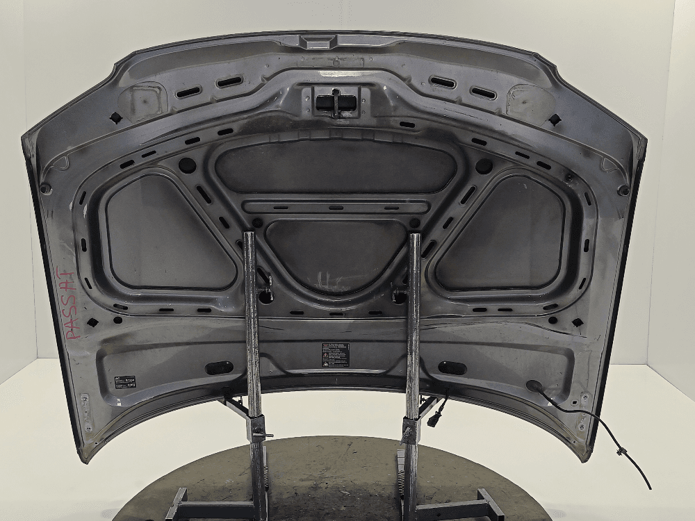 Капот к Volkswagen Passat B5+ Рестайлинг (00-05)