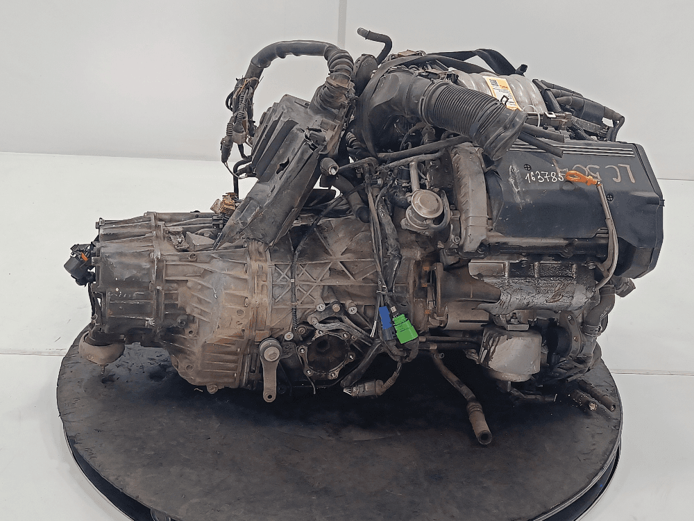 Двигатель к Audi A4 B6 (01-05)