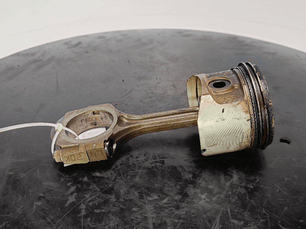 Поршень к Renault Clio 2 Рестайлинг (01-03)