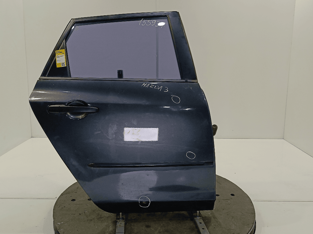 Дверь задняя правая к Mazda 3 BK (03-06)
