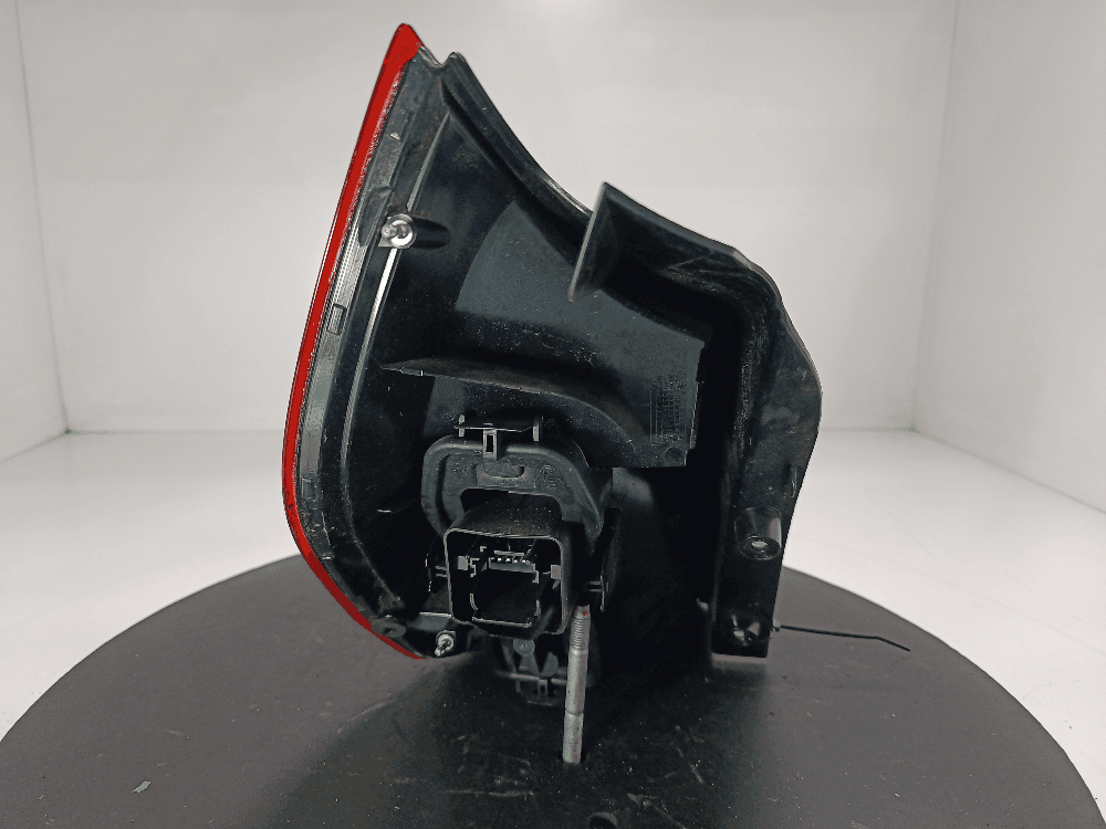 Фонарь задний правый к Renault Scenic 2 Рестайлинг (06-09)