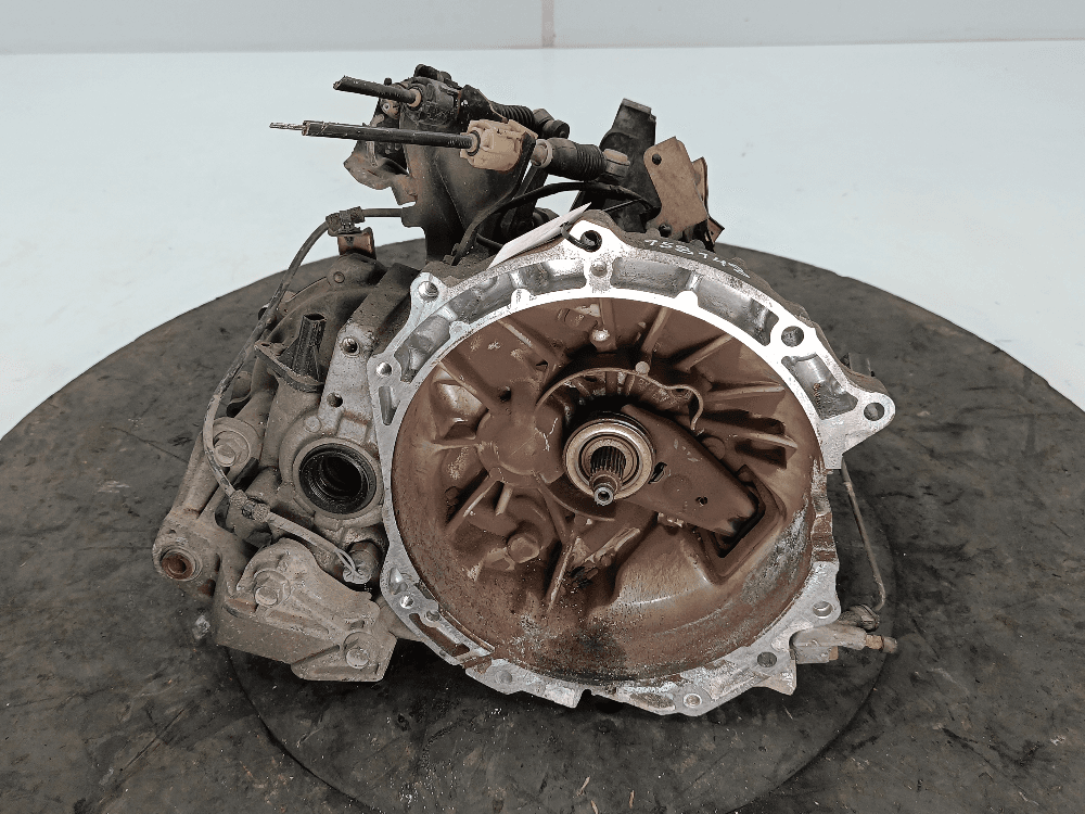 КПП механическая (МКПП) к Mazda 6 1 (02-05)