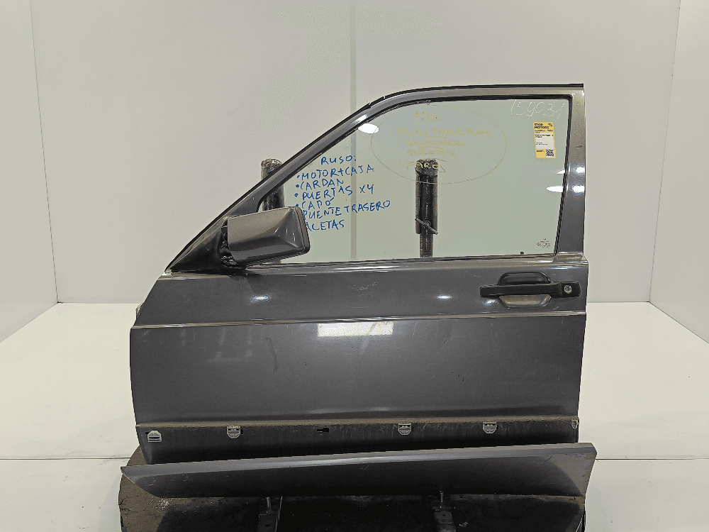 Дверь передняя левая к Mercedes 190 W201 (82-93)