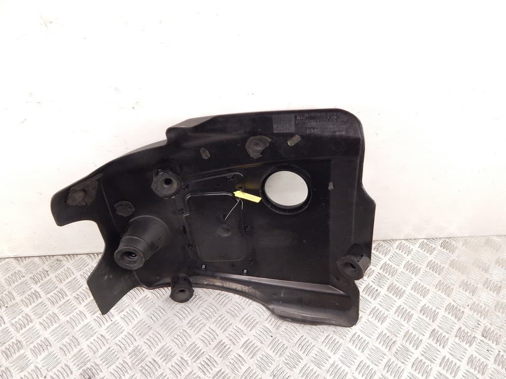 Декоративная крышка двигателя к Volkswagen Golf 4 (97-06)