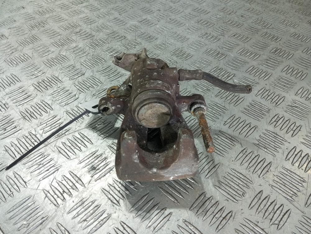 Суппорт задний правый к Alfa Romeo 156 (97-02)