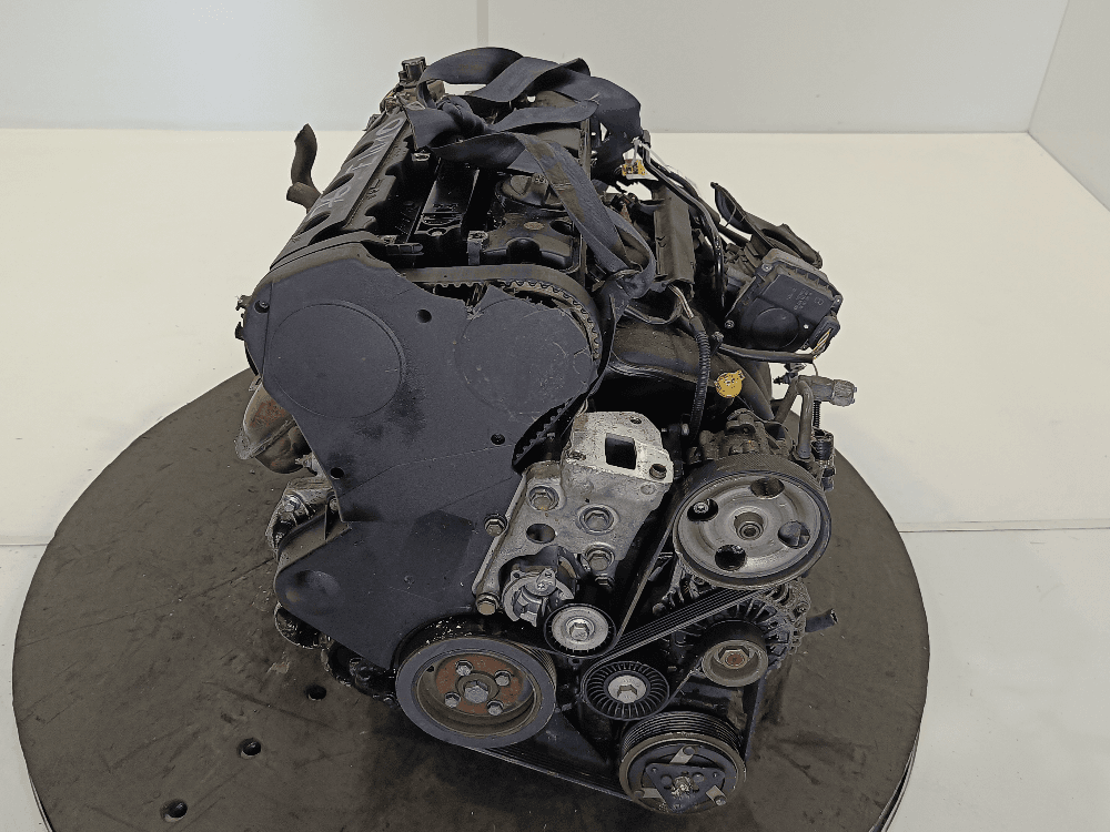 Двигатель к Citroen C5 1 (01-04)
