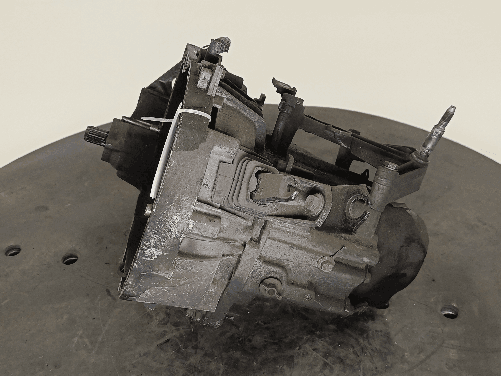 КПП механическая (МКПП) к Renault Clio 2 Рестайлинг (01-03)