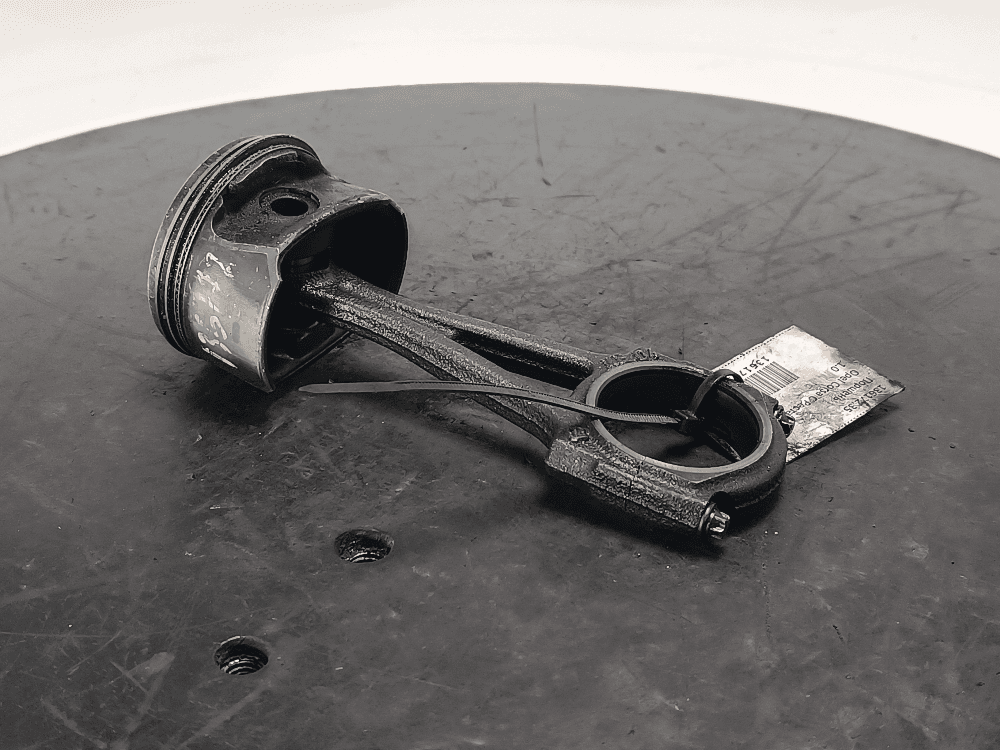 Поршень к Opel Corsa C Рестайлинг (03-06)