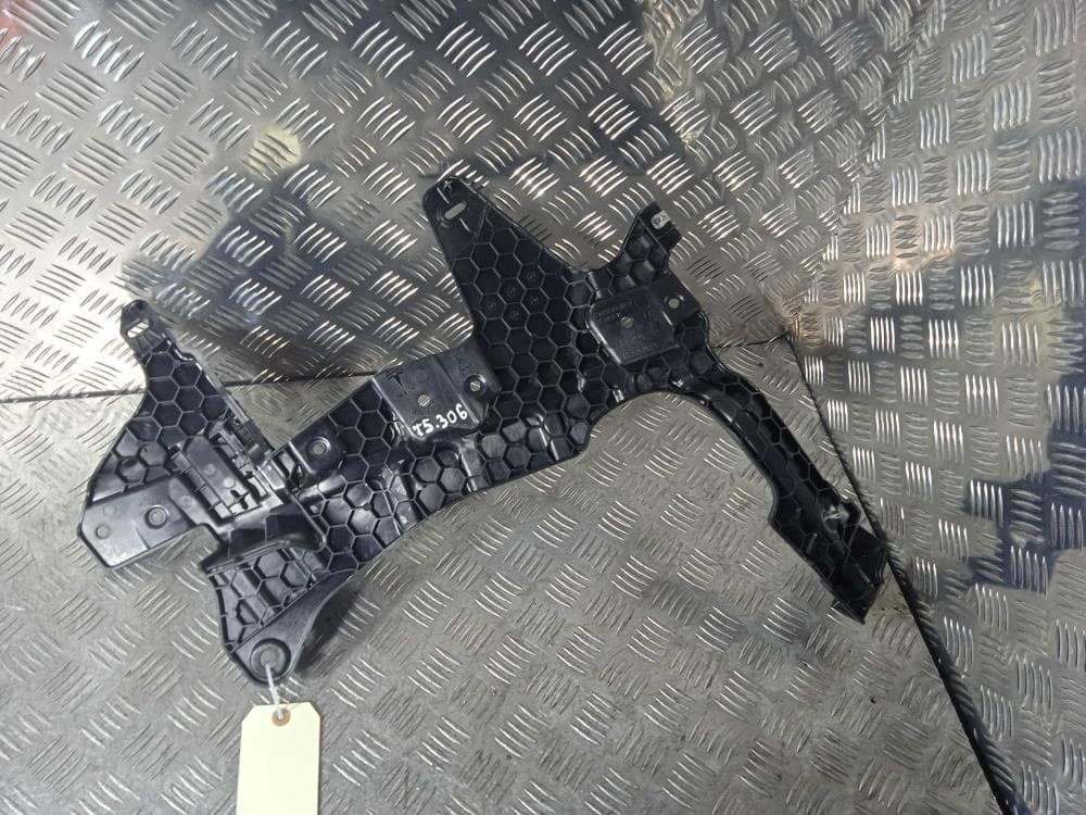 Кронштейн к Tesla Model X (15-21)