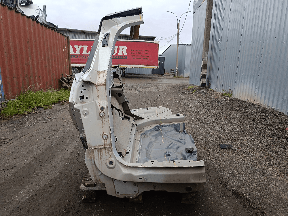 Четверть задняя левая к Peugeot 3008 2 (17-20)