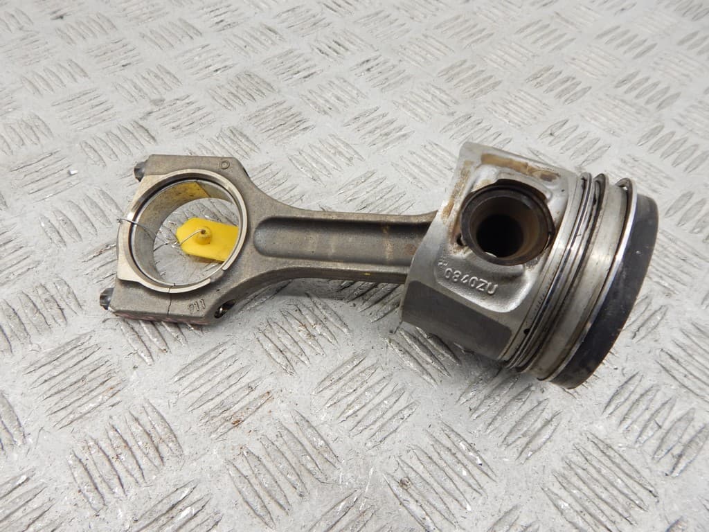 Поршень к BMW 5 F10/F11/F07 (09-13)