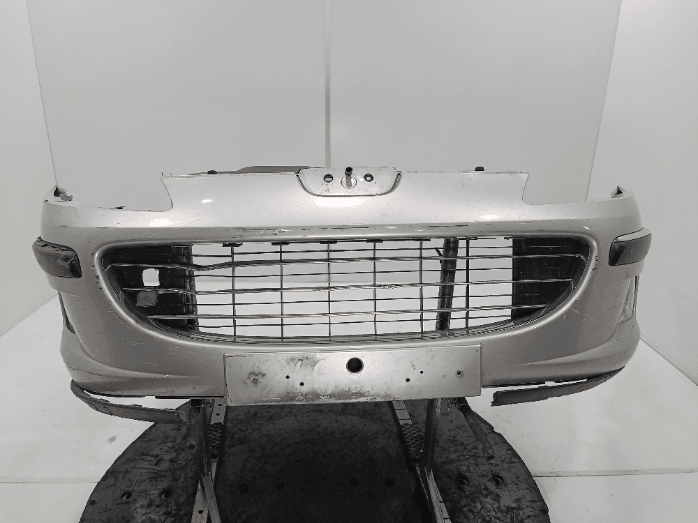 Бампер передний к Peugeot 407 (04-11)