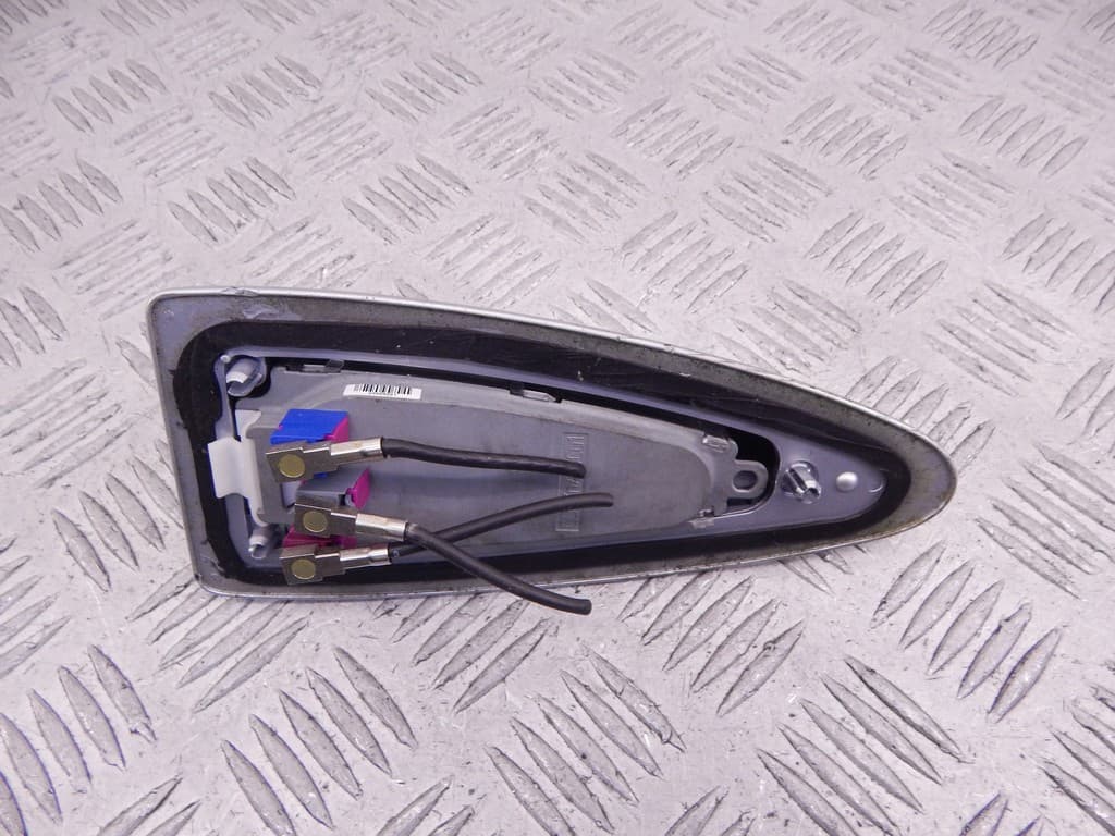 Антенна к BMW 5 E60/E61 (02-07)