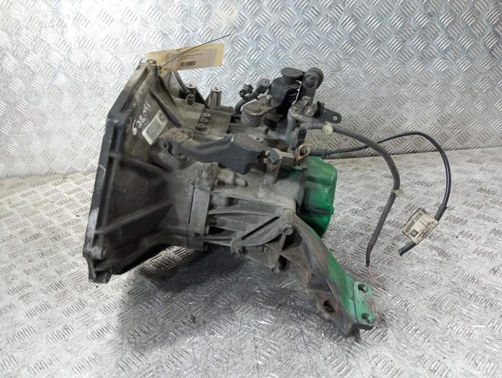 КПП механическая (МКПП) к Opel Corsa D (06-11)