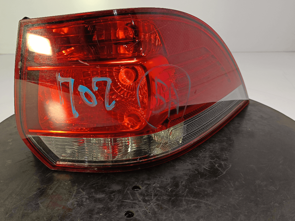 Фонарь задний правый к Volkswagen Golf 6 (08-15)