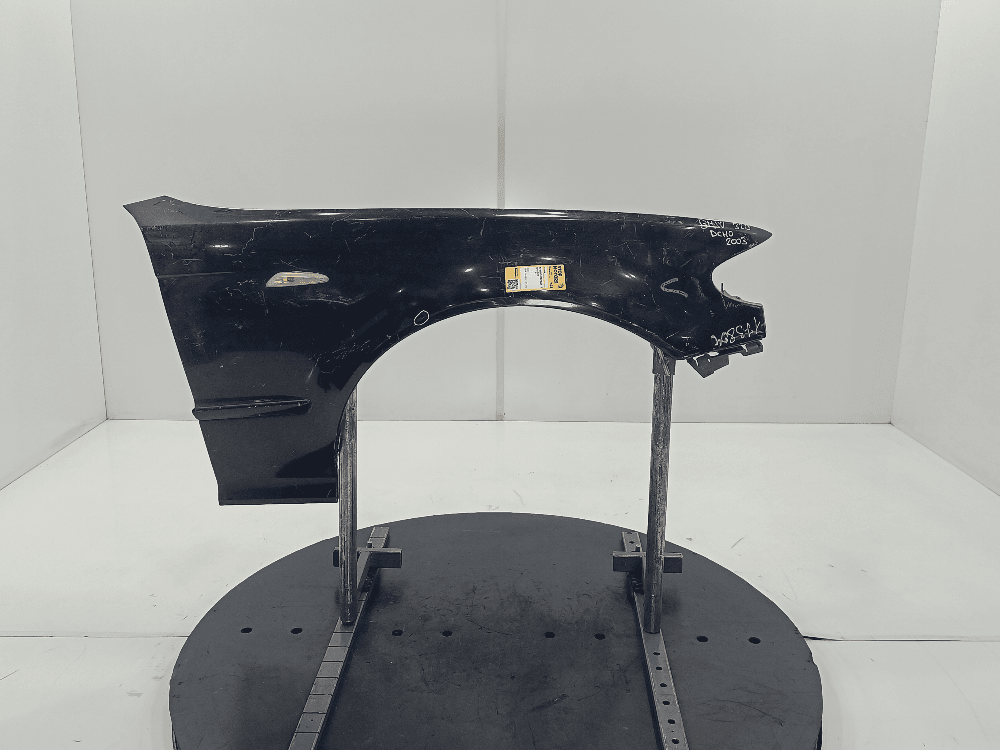 Крыло переднее правое к BMW 3 E46 Рестайлинг (01-07)