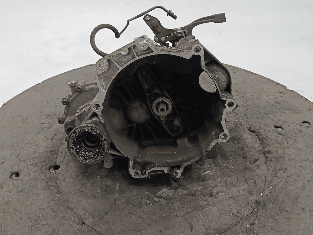 КПП механическая (МКПП) к Volkswagen Polo 4 (01-05)