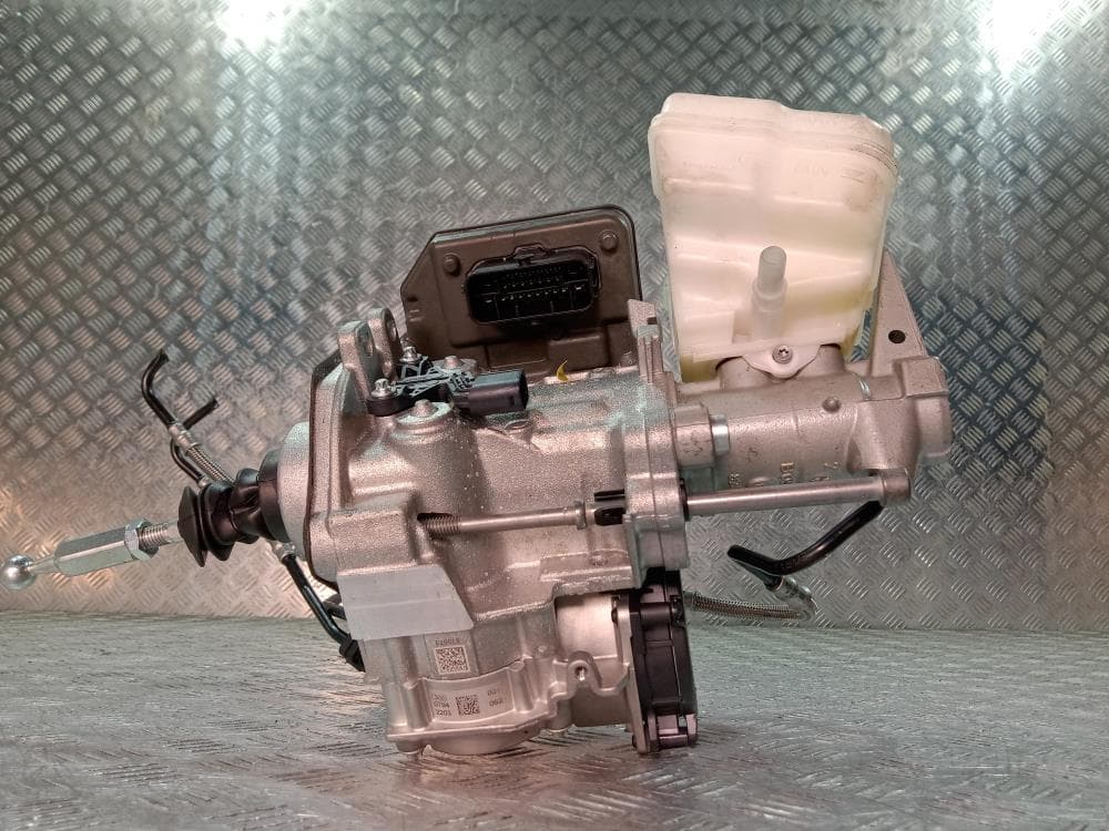 Цилиндр тормозной главный к Lamborghini Urus (18-24)