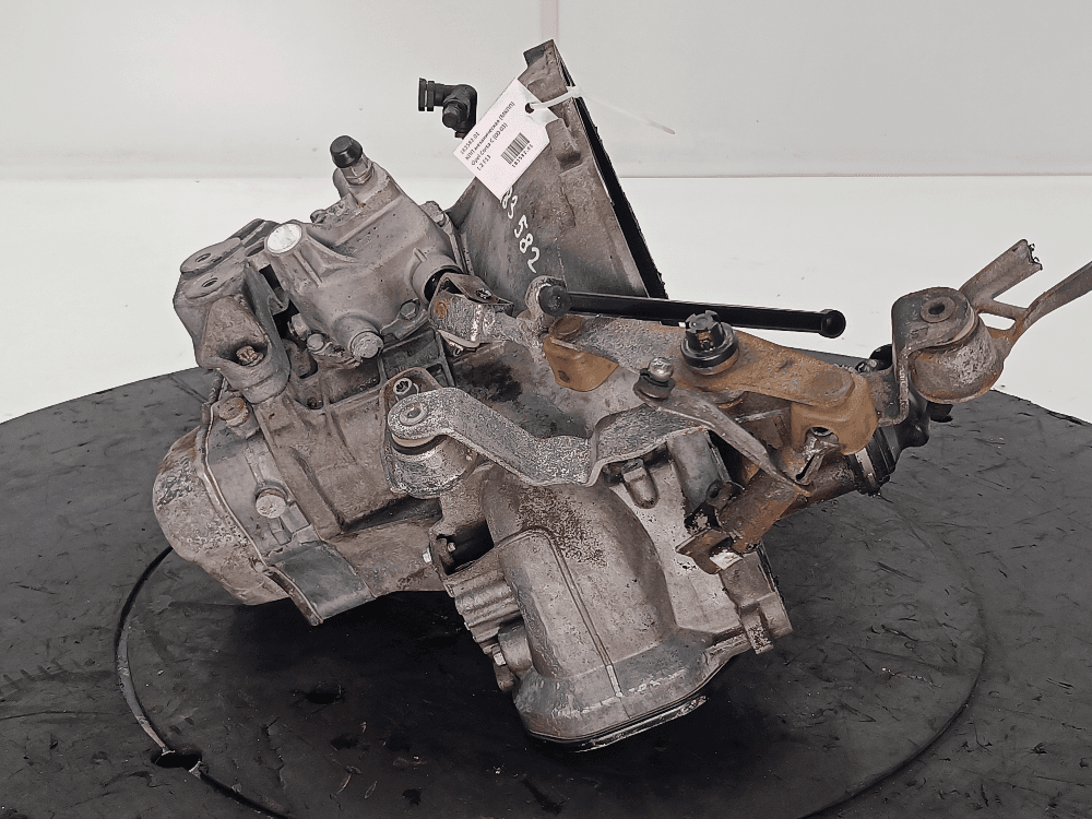 КПП механическая (МКПП) к Opel Corsa C (00-03)