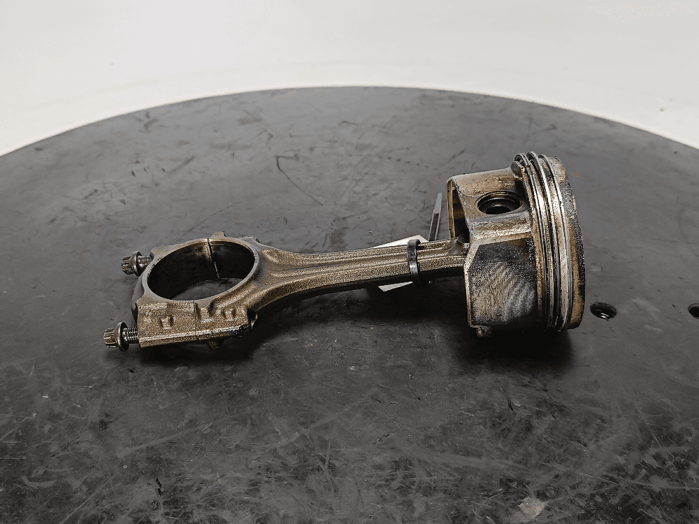 Поршень к Volkswagen Golf 4 (97-06)