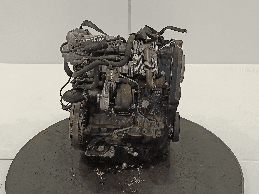 Двигатель к Renault Scenic 2 (03-06)