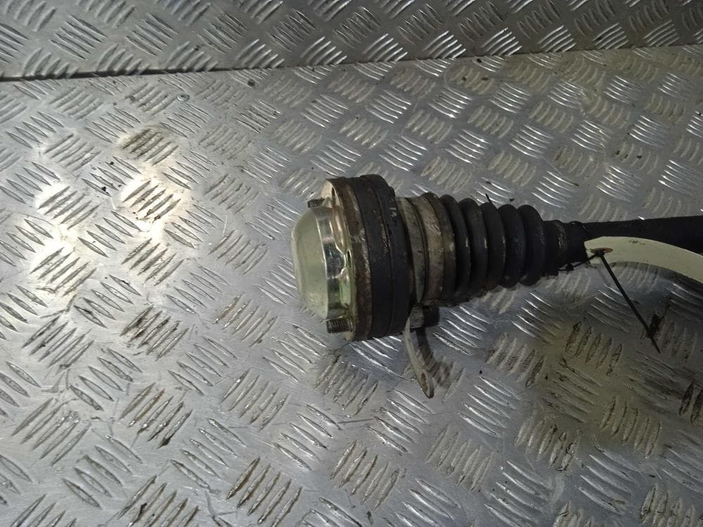 Полуось передняя левая (приводной вал, ШРУС) к Volkswagen Touran 1 (03-07)