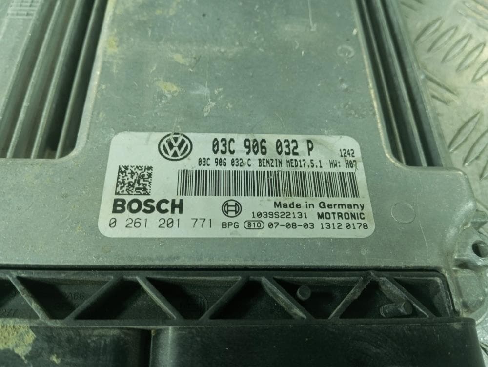Блок управления двигателем к Volkswagen Golf 5 (03-09)