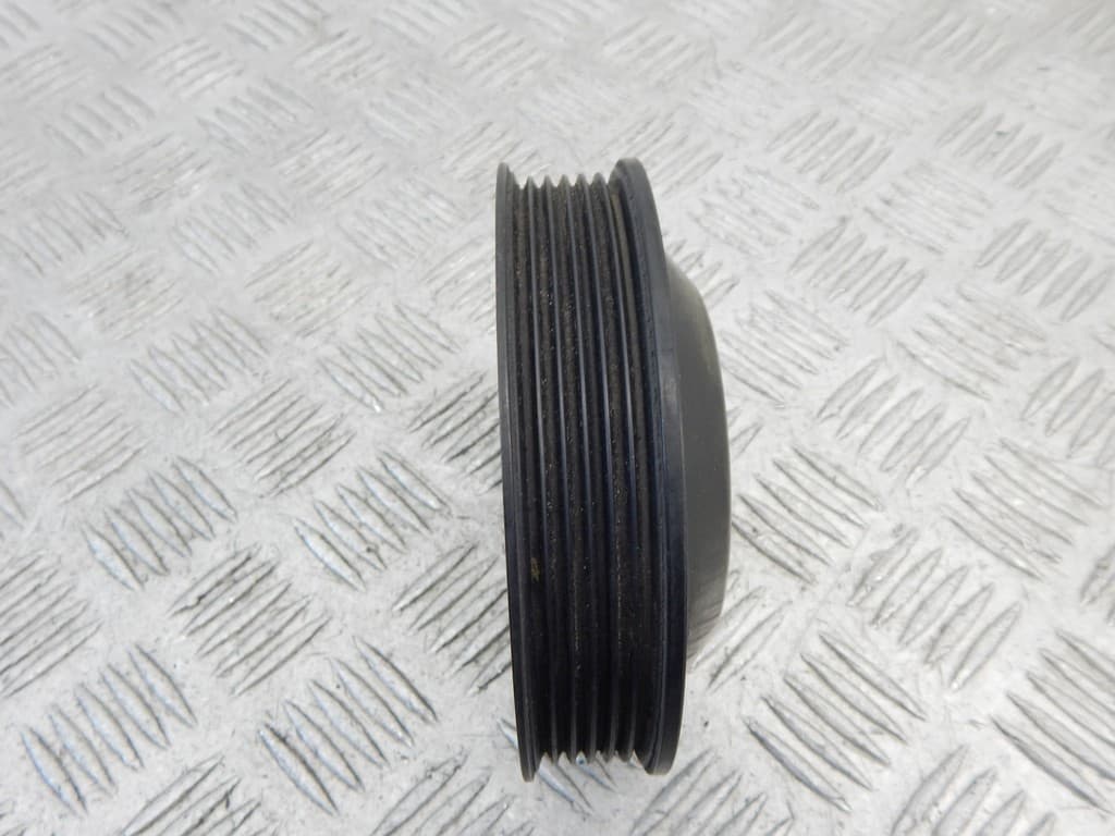 Шкив помпы к BMW 5 E39 (95-00)