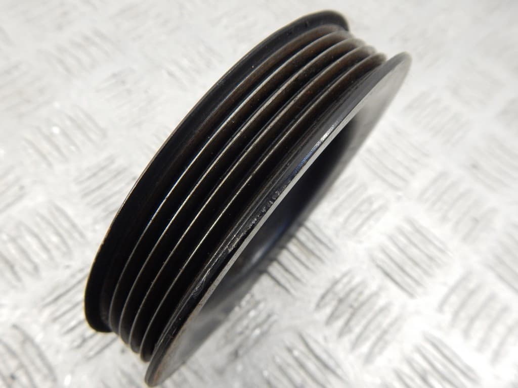 Шкив помпы к BMW 5 E39 (95-00)