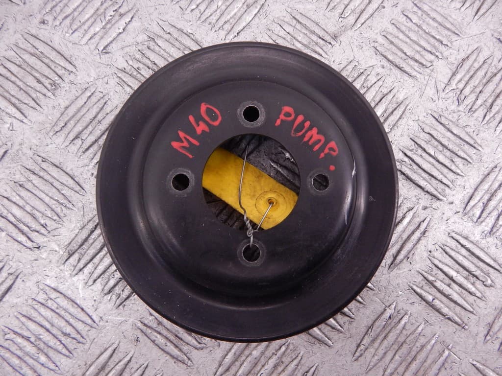 Шкив помпы к BMW 3 E36 (90-00)