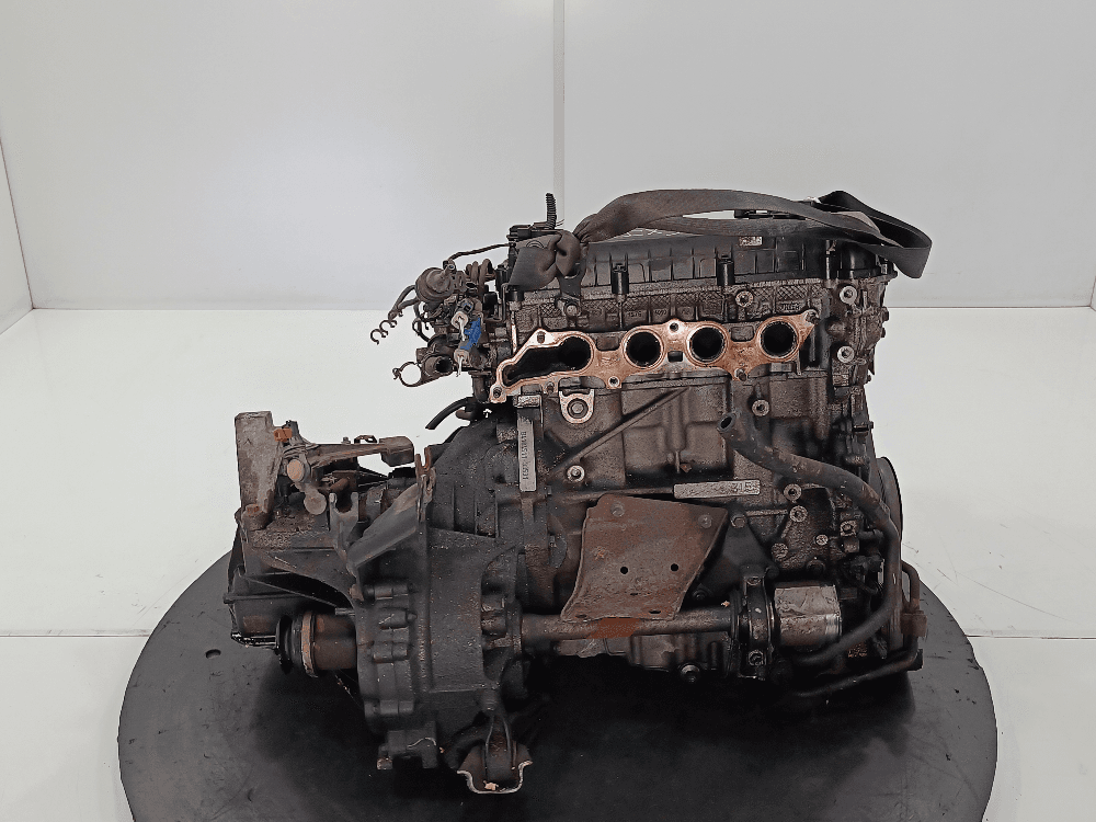 Двигатель к Volvo S40 2 (04-07)