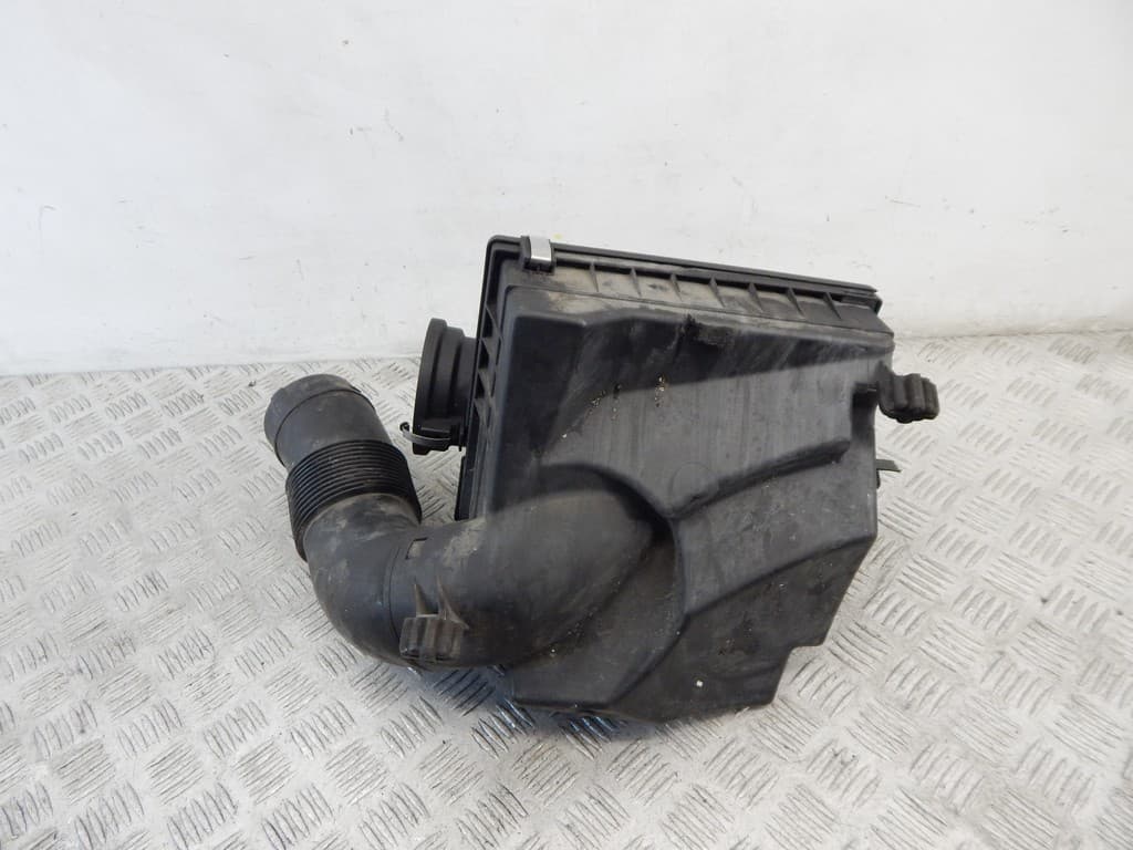 Корпус воздушного фильтра к BMW X5 E53 (99-03)