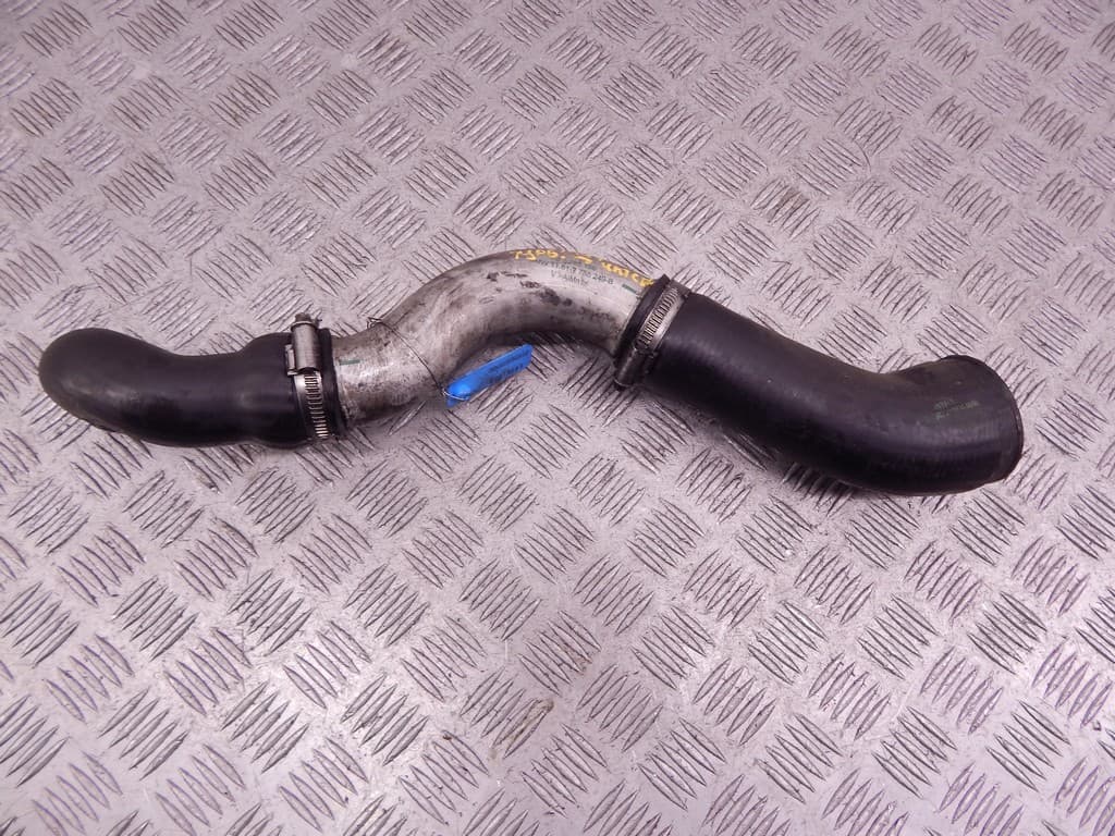 Патрубок интеркулера к BMW 5 E39 (95-00)