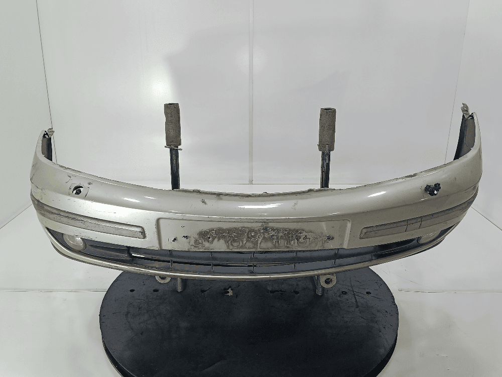 Бампер передний к Renault Laguna 2 (01-05)