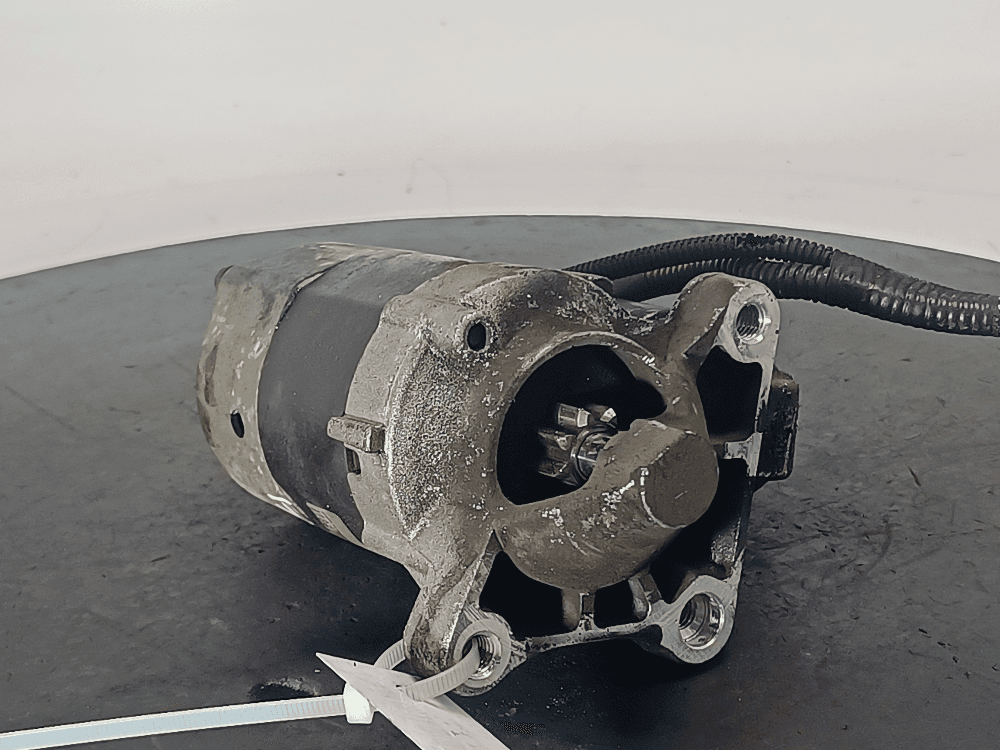 Стартер к Renault Scenic 2 (03-06)