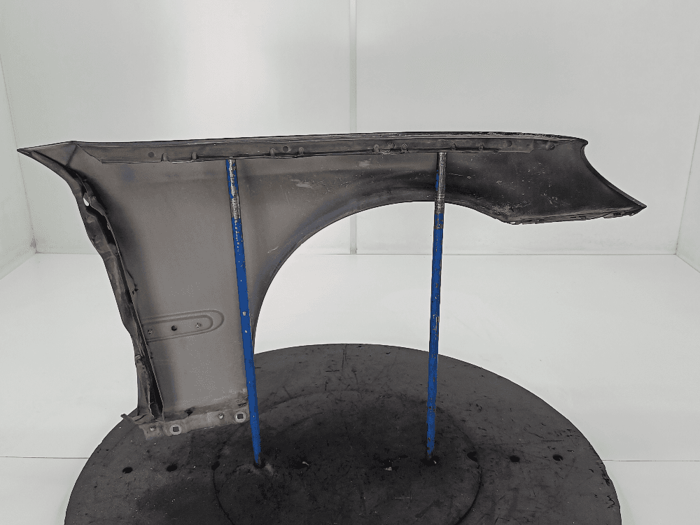 Крыло переднее левое к Mercedes C Class W203/S203/CL203 (00-04)