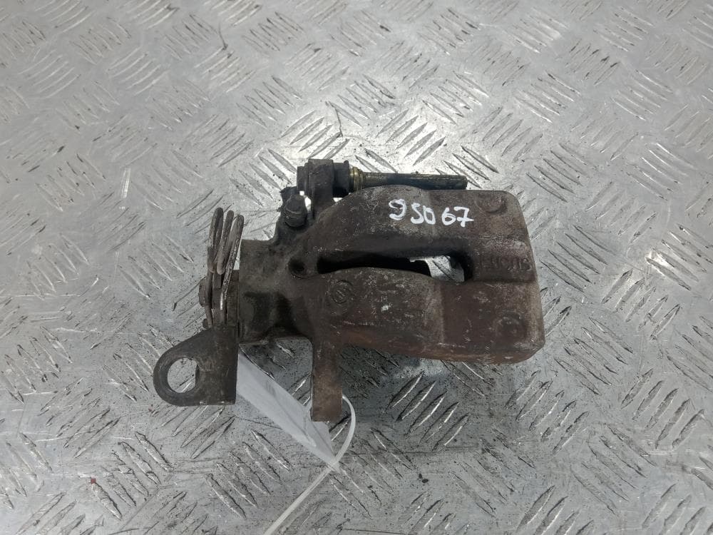 Суппорт задний левый к Alfa Romeo 147 Рестайлинг (04-10)