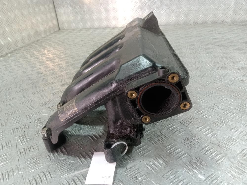 Коллектор впускной к BMW 5 E60/E61 (02-07)