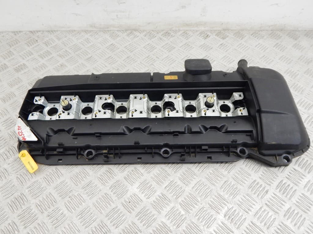 Клапанная крышка к BMW 5 E39 (95-00)