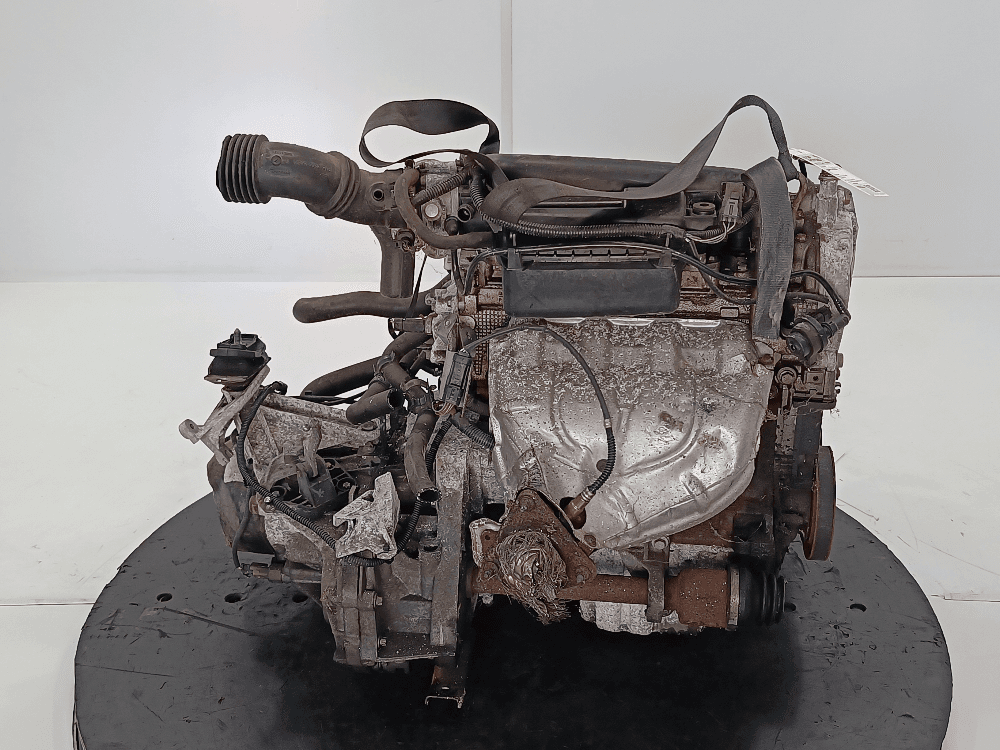 Двигатель к Renault Scenic 2 (03-06)