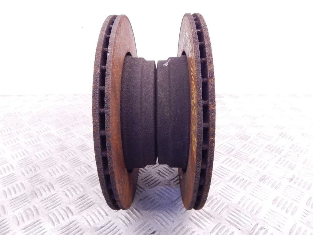 Диск тормозной задний к BMW 7 E65/E66 (01-05)