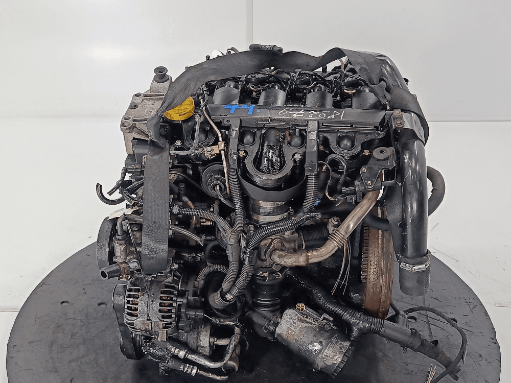 Двигатель к Renault Laguna 2 (01-05)