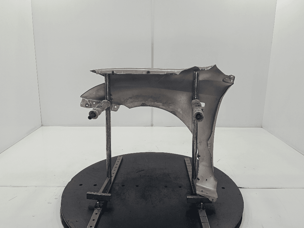 Крыло переднее правое к Toyota Corolla E120/E130 (02-04)