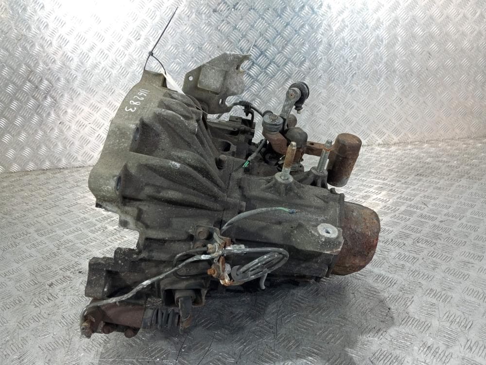 КПП механическая (МКПП) к Mazda 3 BK (03-06)