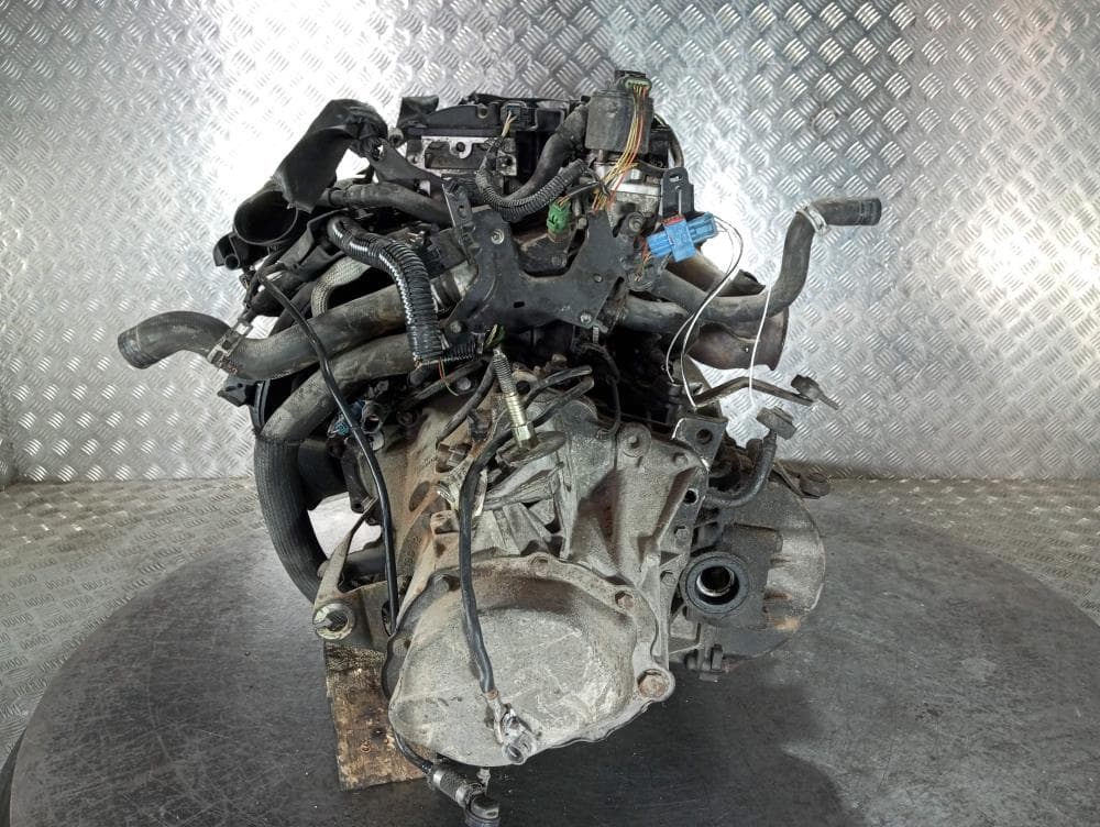 Двигатель к Peugeot 307 (01-05)