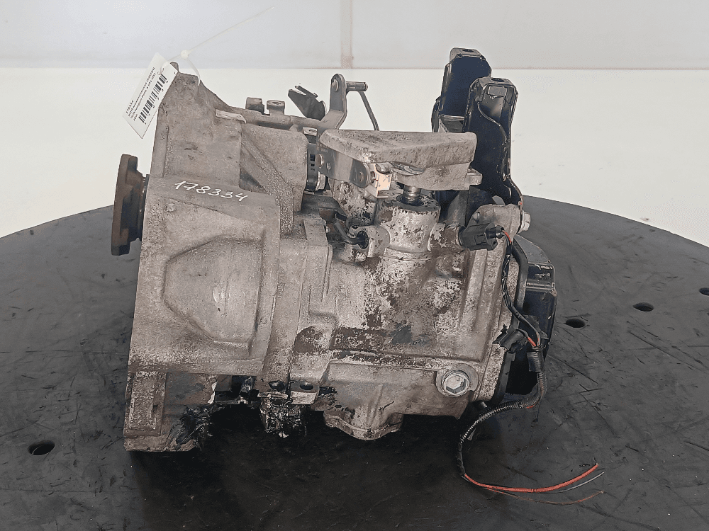 КПП механическая (МКПП) к Volkswagen Polo 4 (01-05)