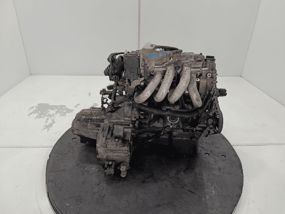 Двигатель к Nissan  Primera P12 (02-08)