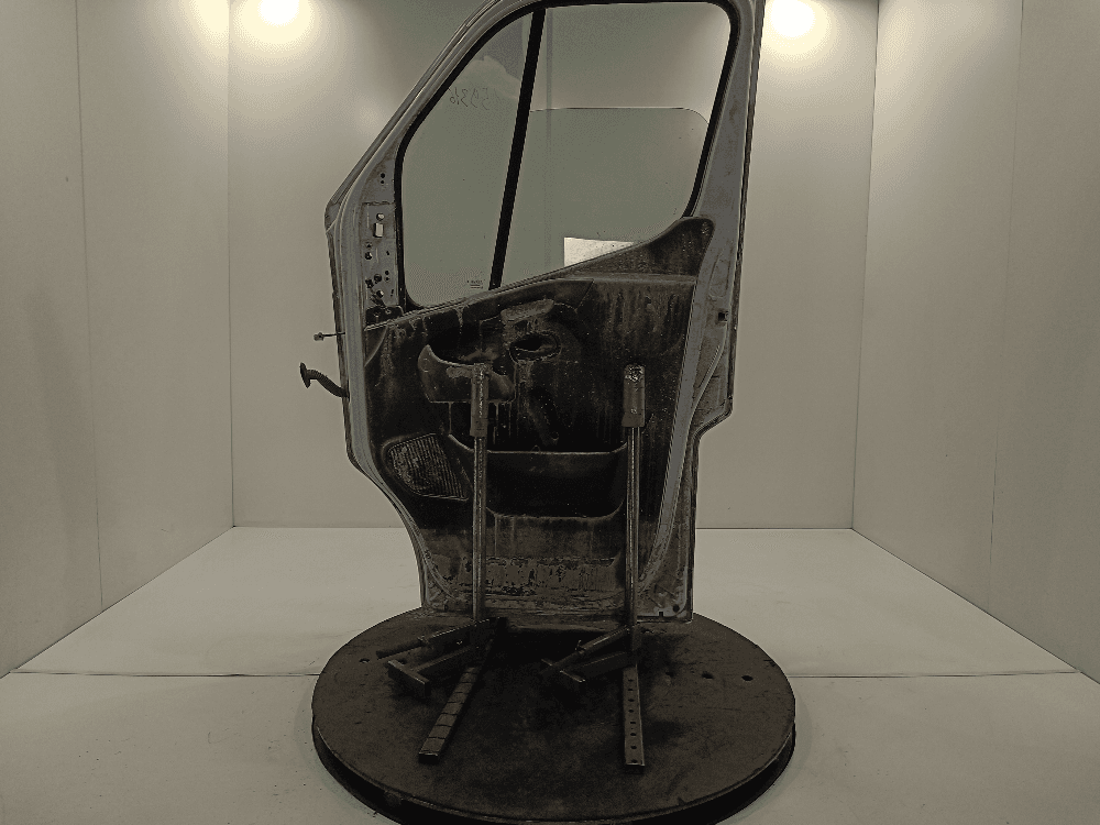 Дверь передняя правая к Opel Movano 2 (10-24)